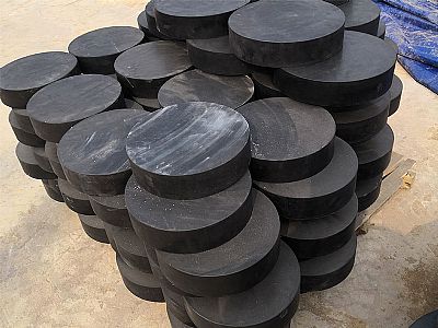 大足区板式橡胶支座由若干层橡胶片与薄钢板经加压硫化